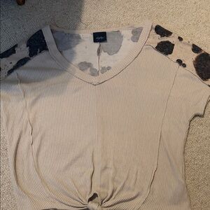 Angie Beige and Black Short Sleeve Top